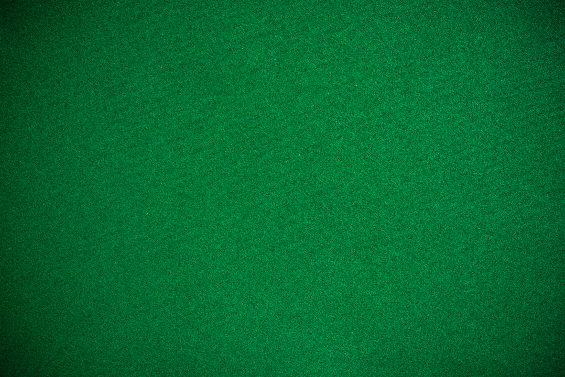 Emty Green Cloth Poker Table